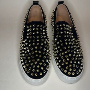 Muguan Black w/Gold Studded Slip on SZ EUR 38 NIB